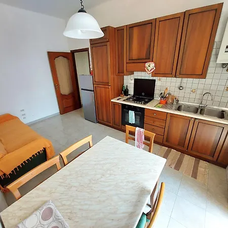 Casa Stazione Διαμέρισμα *